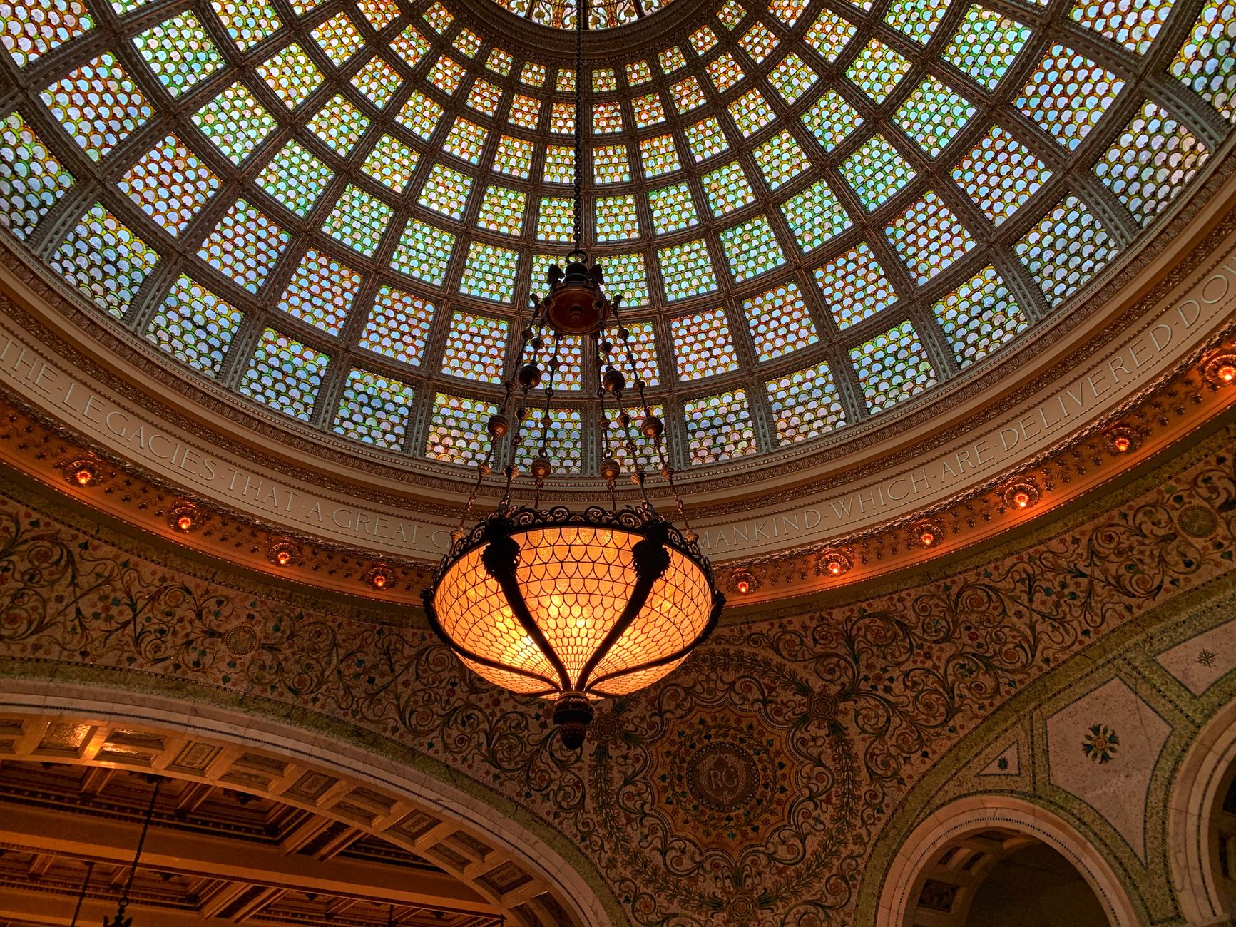 Proteção Patrimonial: Guia Estratégico para Famílias UHNW